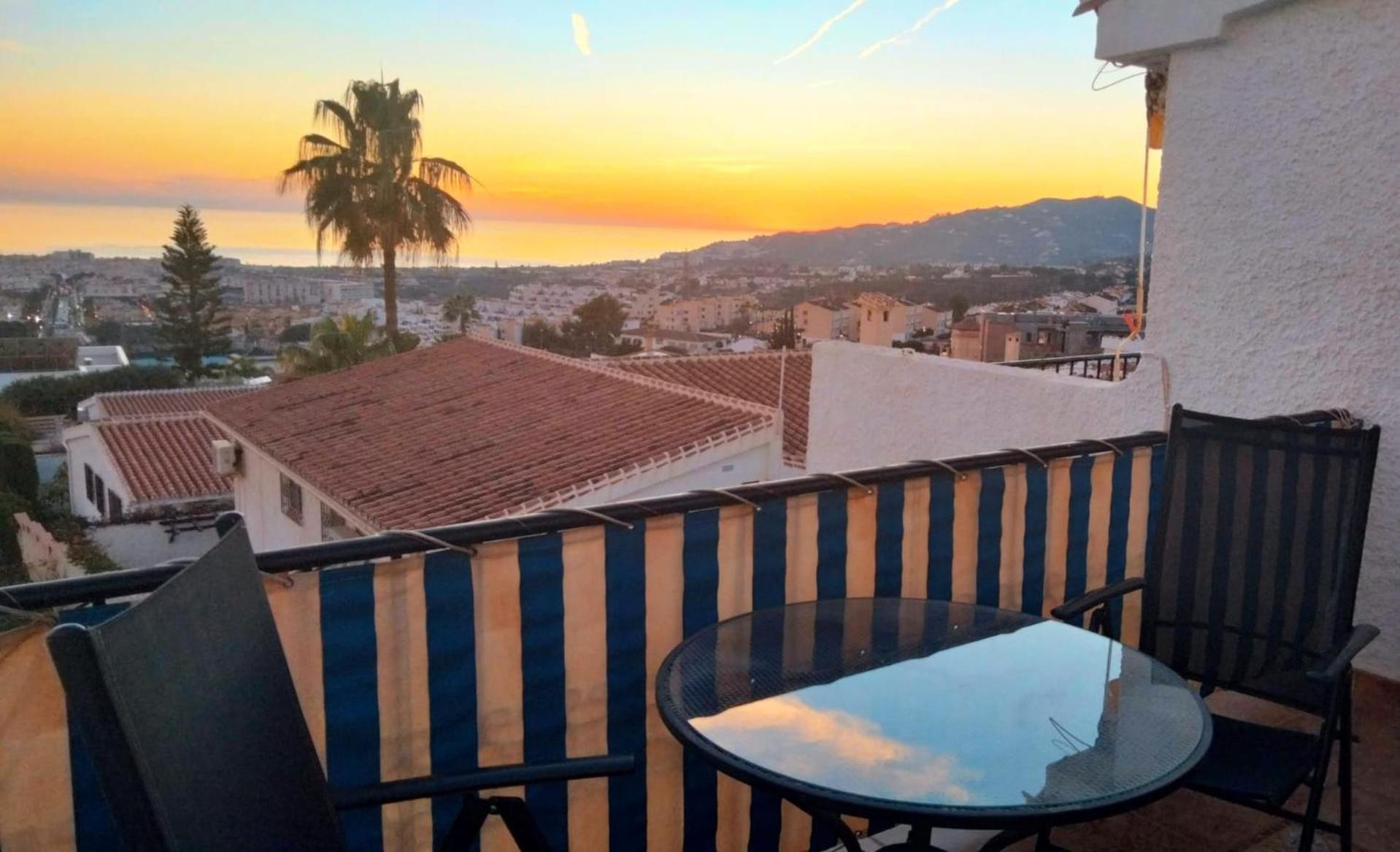 Апартаменты Sea View Capistrano Нерха Экстерьер фото