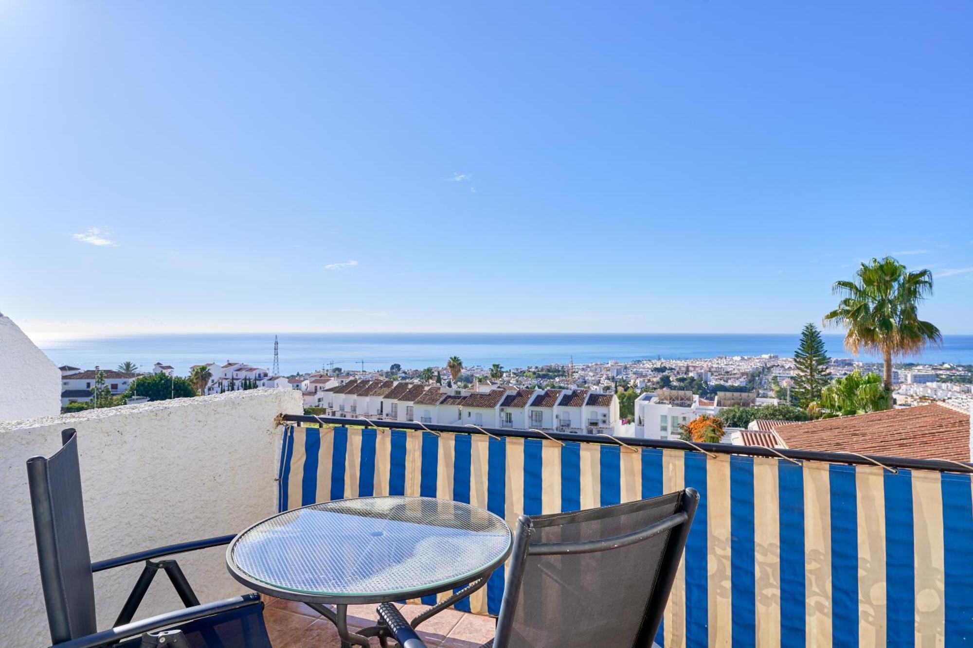 Апартаменты Sea View Capistrano Нерха Экстерьер фото