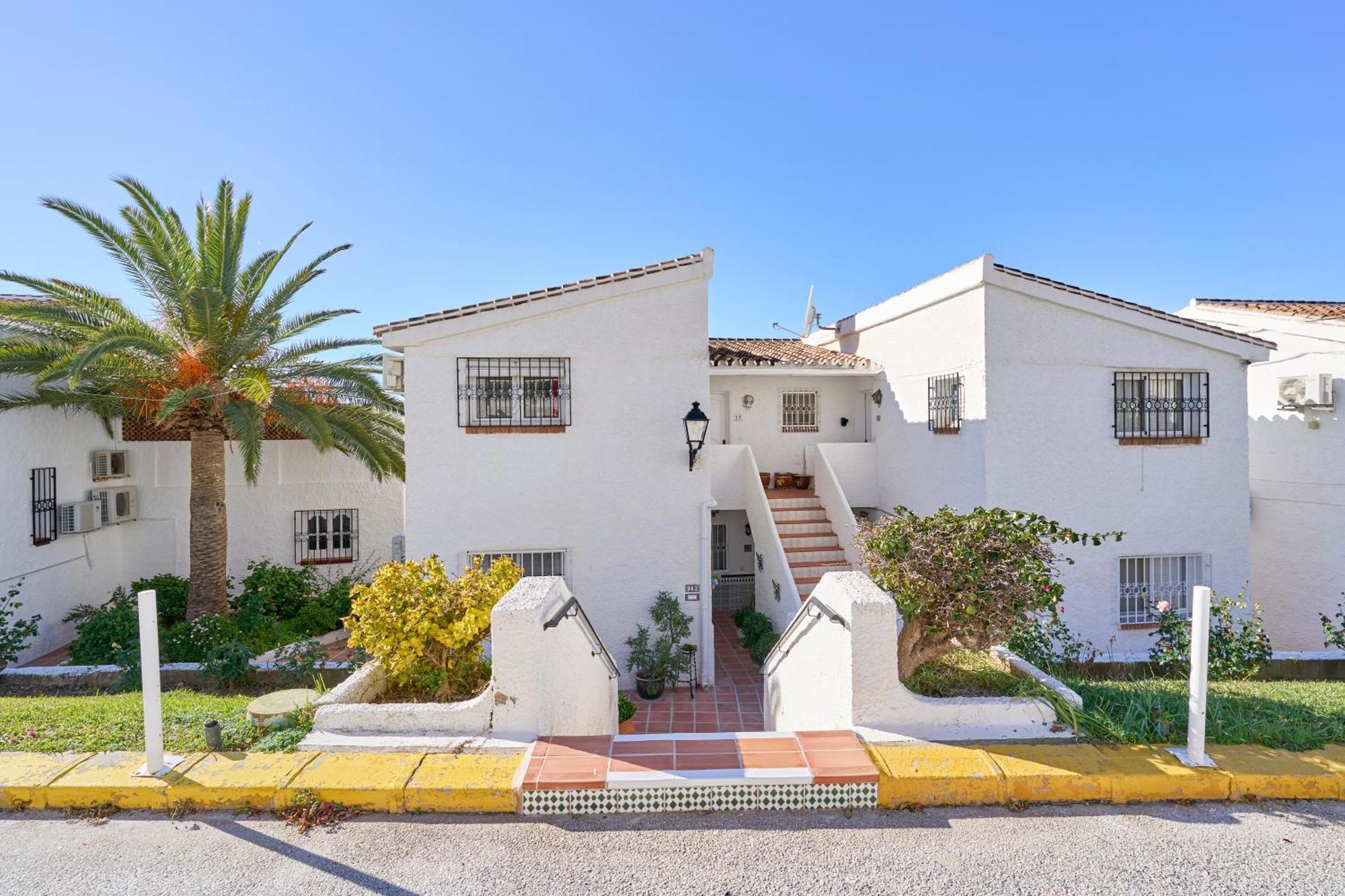 Апартаменты Sea View Capistrano Нерха Экстерьер фото